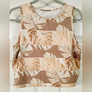 Nike Women's Dri-Fit Fast Training Tank Top Runway Sail Size XL